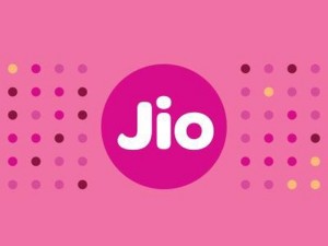 Get Jio 4G SIM for any 4G smartphone with Preview offer (Unlimited Calling, Data, SMS)  